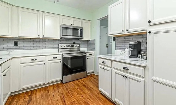Ingomar Appartement | The Pittsburgh Nest