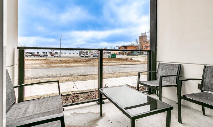 Central Oklahoma City Copropriété | The Plaza VIP Lodge #3