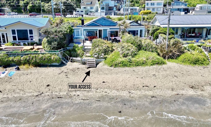 Plimmerton Maison | The Plimmerton Beach House
