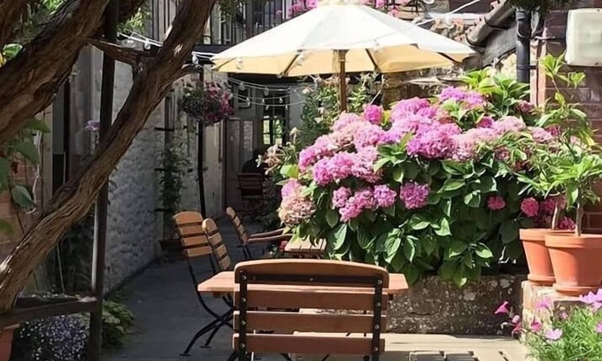 Sherborne Hôtel | The Plume of Feathers