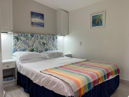 Sandy Lane Appartement | The Pod, access to Pool & Beach Club, Sunset Crest