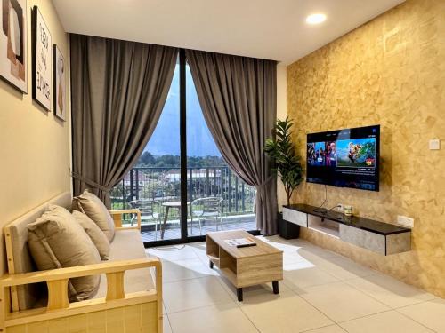 Taman Charming Appartement | The Podium-3R2B-Free 2 Parking-12 Pax-D335