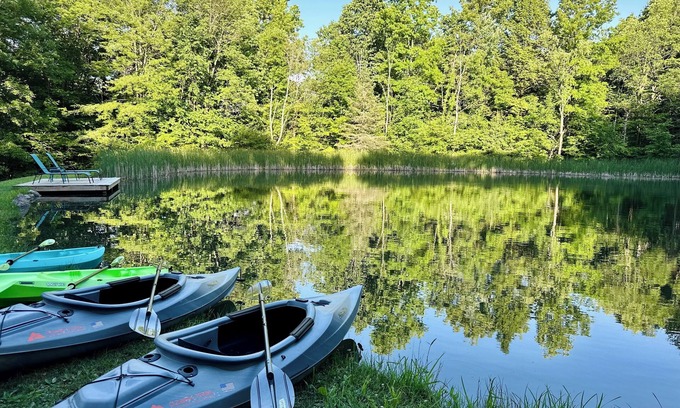 Town of Concord Maison | The Pond House in Springville!
