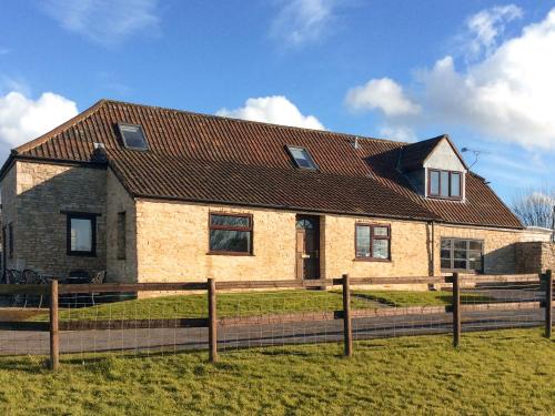 Hawkesbury Upton Maison | The Pump House