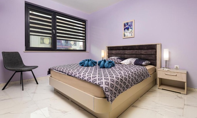 Plovdiv Appartement | The Purple 1DB Apartment with a Parking Spot