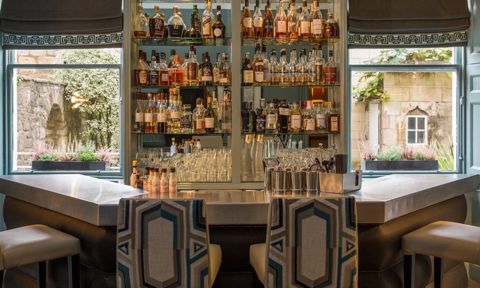 Upper Town Hôtel | The Queensberry Hotel