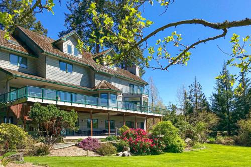 Clinton Maison | The Quintessa Main House