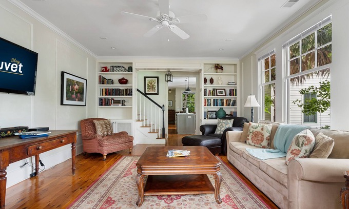 Cannonborough Elliotborough Maison | The Rainbow Cottage | Downtown Luxury