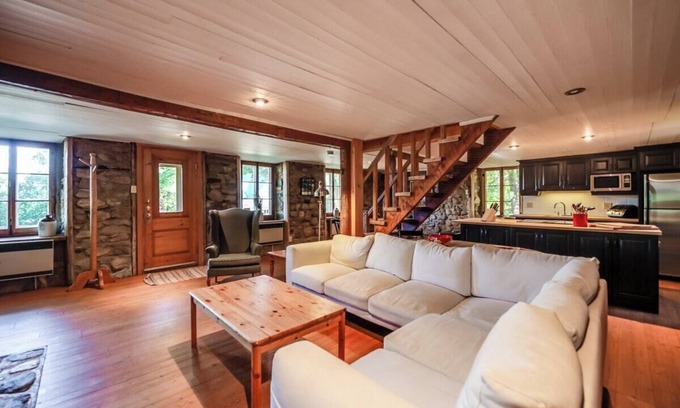 Saint Ferreol les Neiges Maison | La Maison Renaud - 4 chambres - 12 personnes
