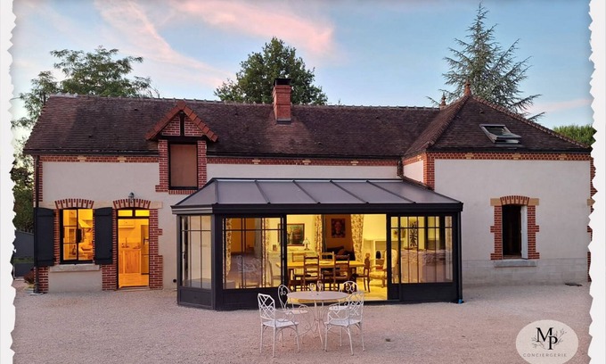 Villefranche-sur-Cher Maison | The red edge of the forest