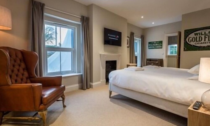 Chilcompton Maison | The Redan