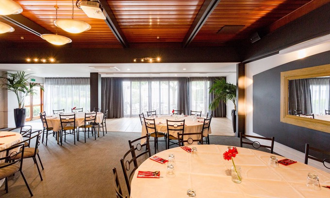 Redwood Hôtel | The Redwood Hotel