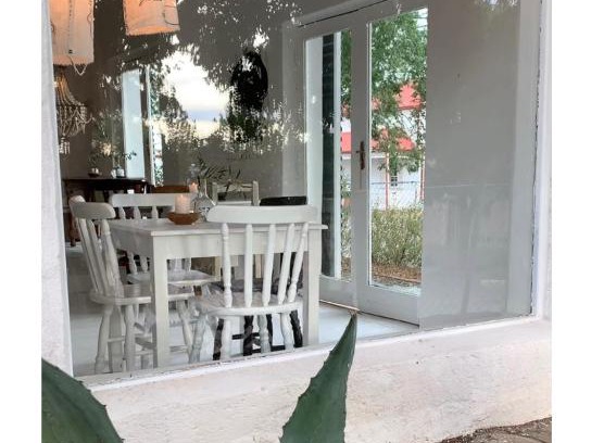 Richmond - NC Maison | The Richmond Café and Rooms
