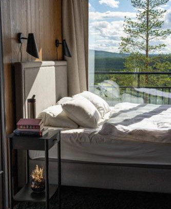 Idre Maison | The Riverside Mountain Lodge - 110sqm clam luxury - including bed linens, towels,