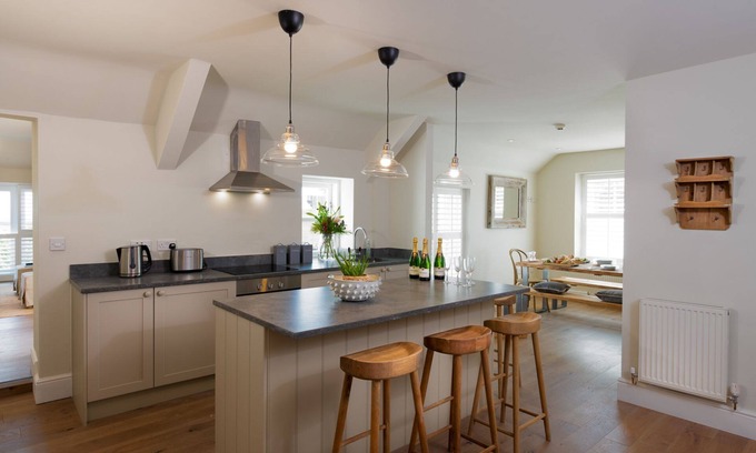 Rhoscolyn Appartement | The Roost at The White Eagle