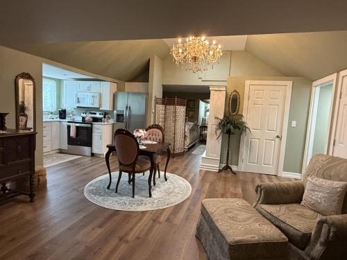 Guthrie Appartement | The Rose Cottage at The Carriage House