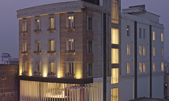Muzaffarpur Hôtel | The Royal Phular