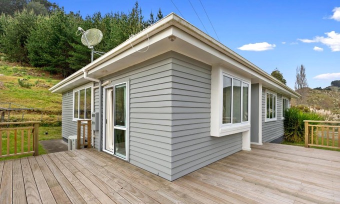 Tauranga Maison | The Rural Escape - Waitao Holiday Home