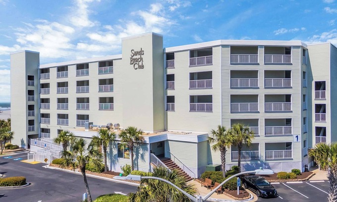 Central Myrtle Beach Appartement | "The Sandbar Suite" Located in Sands Beach Club