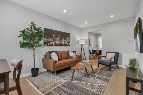 Downtown Columbus Appartement | The Schumacher Townhouse - 2 BR