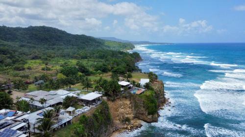 Long Bay Hôtel | The Sea Cliff Hotel Resort & Spa