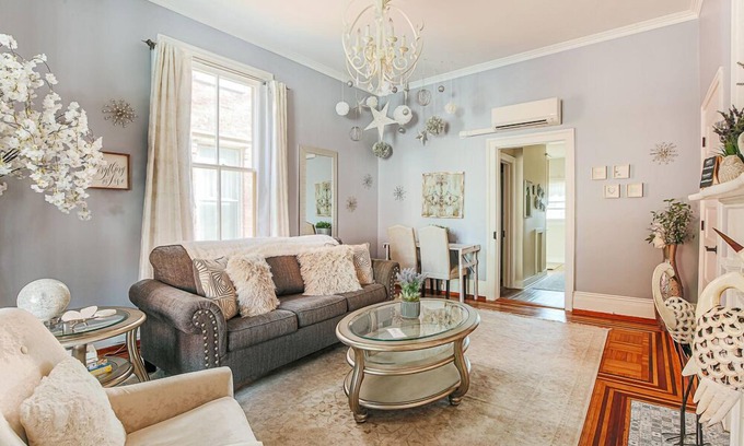 Staunton Appartement | The Serendipity Suite-Appartement-Salle de bain privée séparée