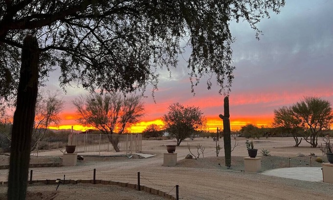 Rio Verde Foothills Maison | The Shah Mountain Ranch Retreat