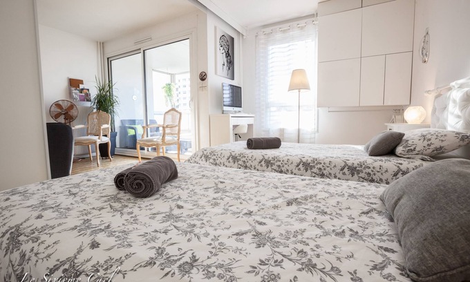 Moliere Vauban Appartement | ★ Le Sixième Ciel ★ 70 m² avec Balcon & Parking - LYON centre ❤️