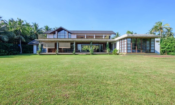 Ekala Maison | The Solar Crab - Luxury Villa