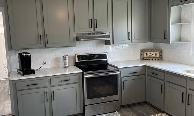 Monroeville Maison | The Southern Pecan