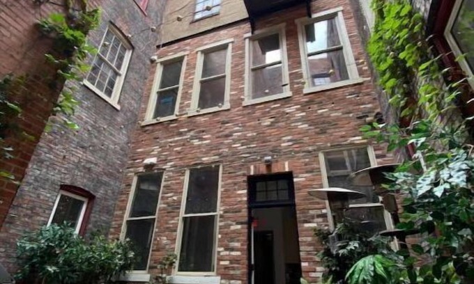 Central Northside Appartement | "The Spa Room" Renovated Flashlight Factory