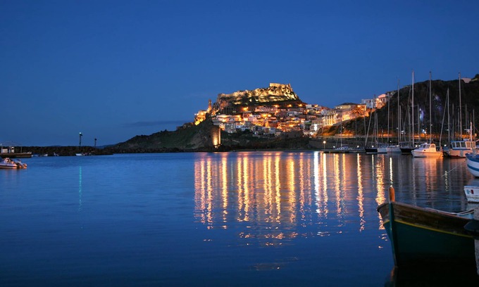 Castelsardo Maison | The Square Castelsardo
