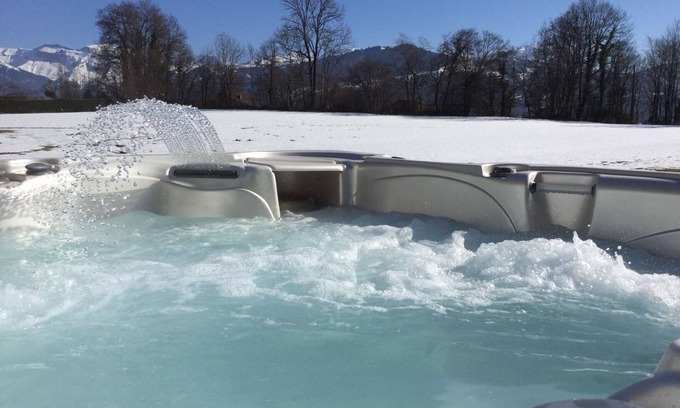 Taninges Appartement | Le Chalet du Pic Gîte Cosy au calme, SPA privatif et fitness