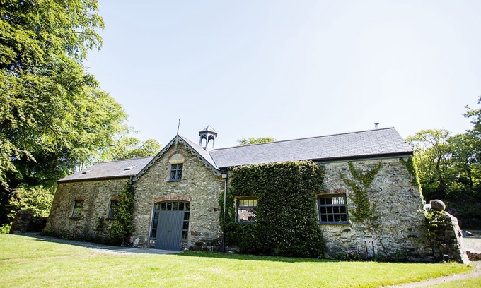 Rhydwyn Appartement | The Stable Loft - a sea view that sleeps 2 guests in 1 bedroom