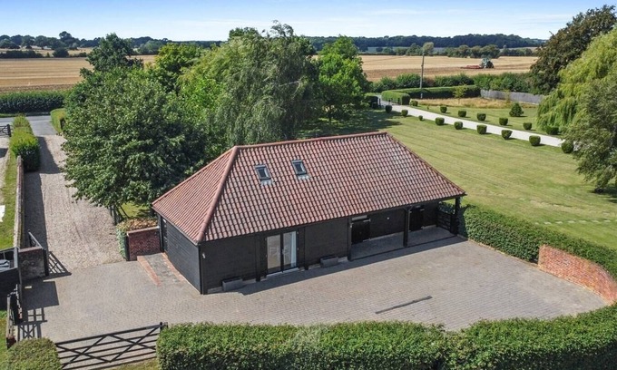 Halstead Maison | The Stables at Rectory Farm, Gestingthorpe