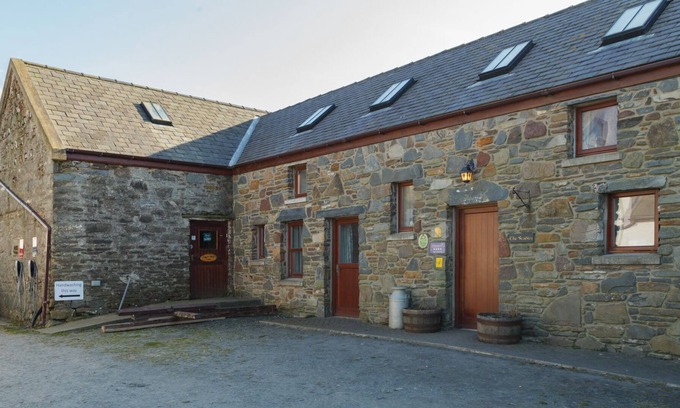 Kirk Braddon Cottage | The Stables - Trois Chambres Maison, Couchages 6