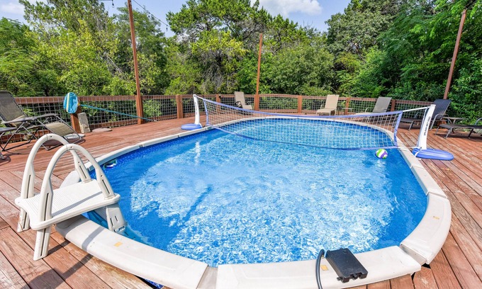 Yacht Harbor Maison | The Stewart House- Private Pool and Lake Access