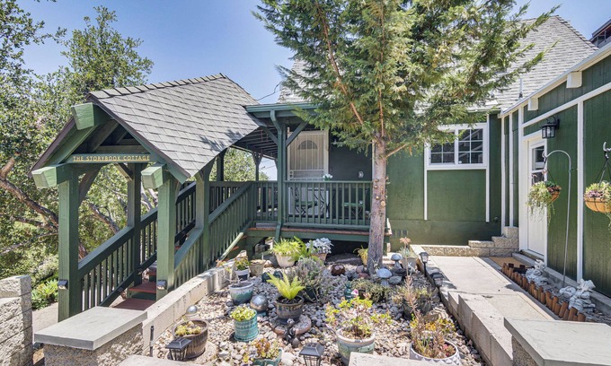 Thousand Oaks Maison | The Storybook Cottage: Every Stay Tells a Story!