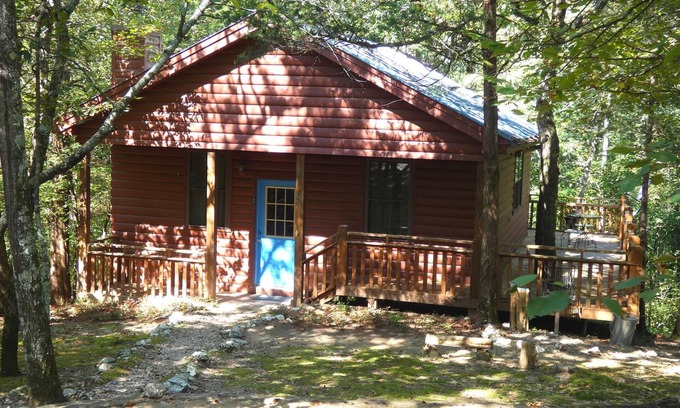 Oden Cabine | "The Sugar Shack" Cabin 2