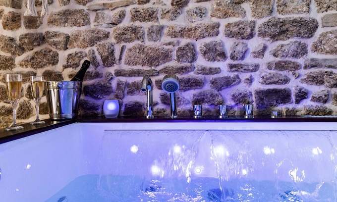 Longmesnil Appartement | " La suite de l'Etoile" gîte avec SPA privatif (Balneo et sauna)