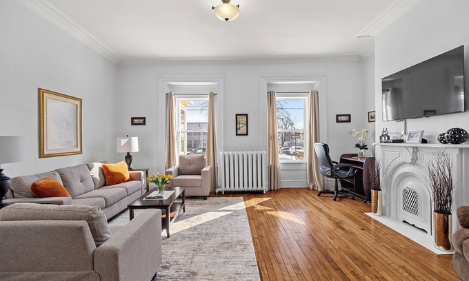 Queens Square Appartement | The Suites on Olde King Square Downtown Ch'town