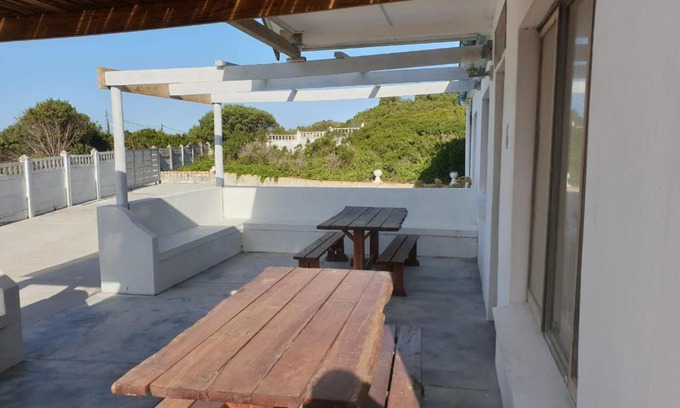Arniston Maison | The Summer Place - Arniston Waenhuiskrans