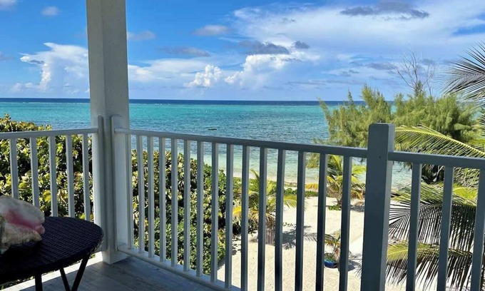 Colliers Bay Copropriété | Vivez la «vie d'île» avec un véritable aspect des Caraïbes!