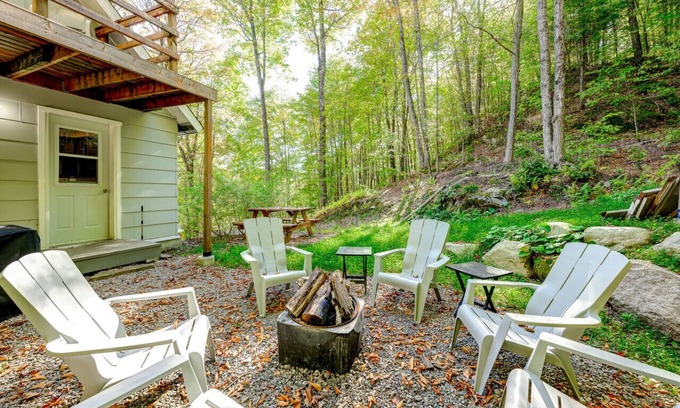 Les Pays-d'en-Haut Regional County Municipality Chalet De Ski | "The Sweet Escape" Chalet Douce Evasion St Adolphe