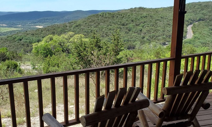 Leakey Maison | The Texas Wheelhouse