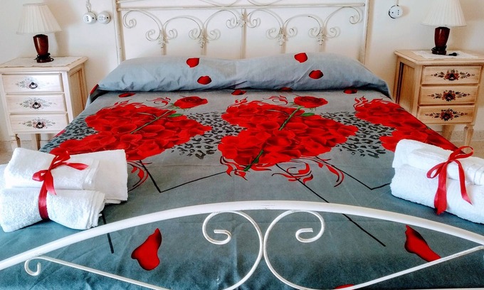 Felline Maison | The Three Times in Stella - Salento