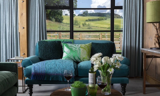 Downton on the Rock Appartement | The Timber Barn is a charming, romantic barn conversion