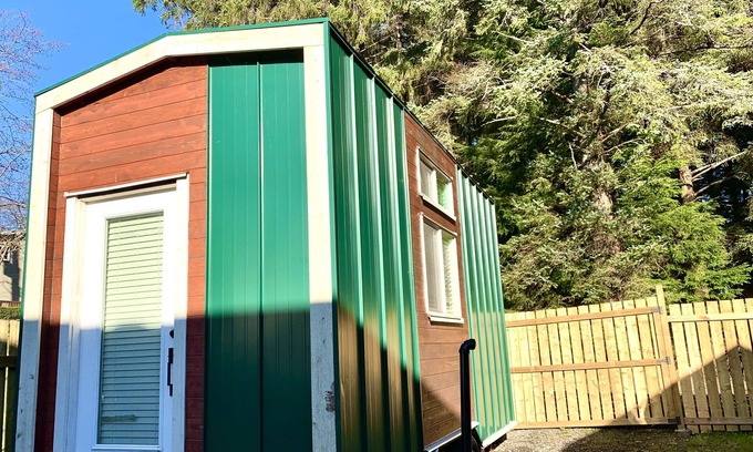 Prince Rupert Maison | The tiny comfy house!