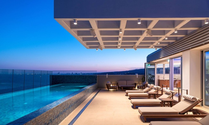 Pyrgos Appartement | The Tower at St Raphael Resort