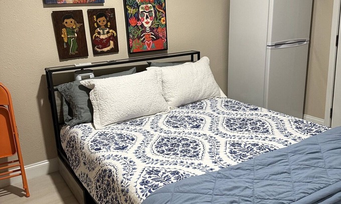 San Antonio Appartement | The Traveler with private entrance and shower